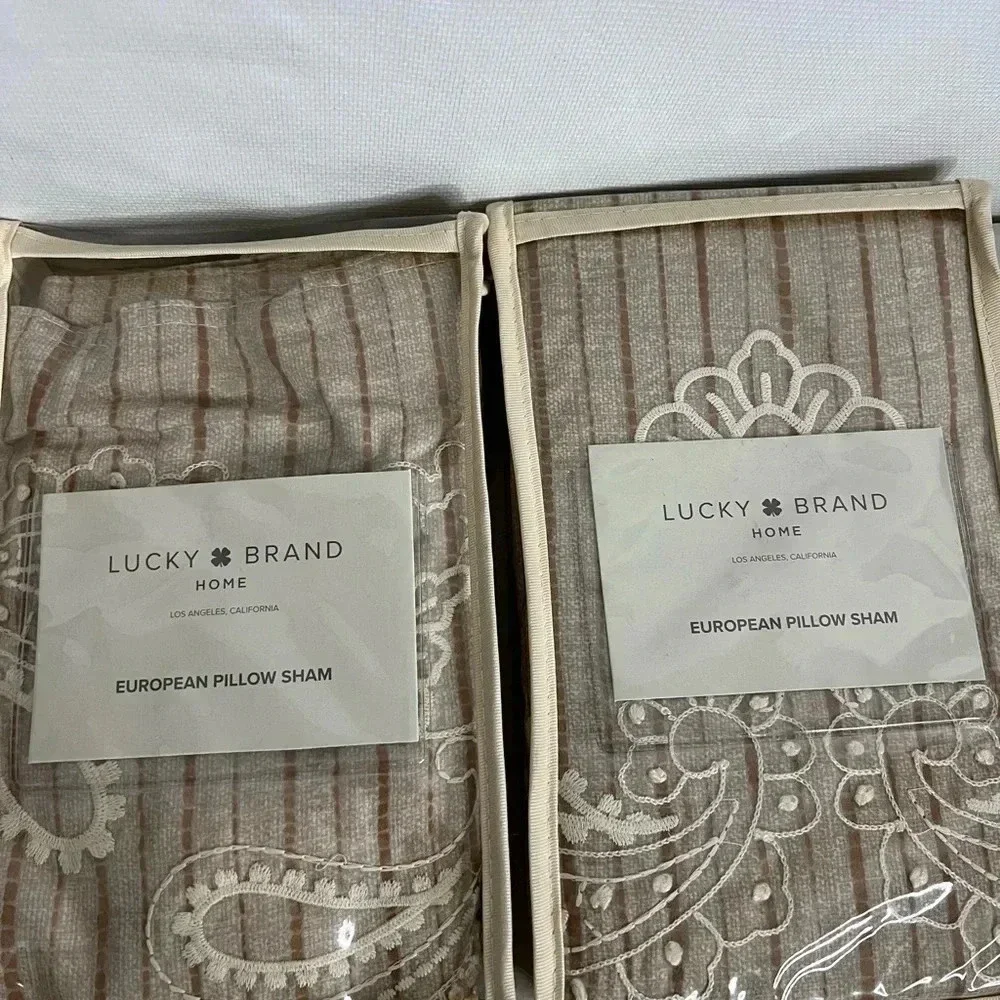Lucky Brand 100% featuring pillow